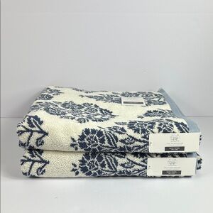 The Farmhouse Bath Towels Blue Cream Floral Cotton Rachel Ashwell Set of 2 NEW